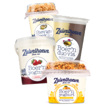 Zuivelhoeve boer’n vla
of bananensplit
beker à 450 gram
of boer’n yoghurt
emmer à 750 gram
of beker à 170/310 gram